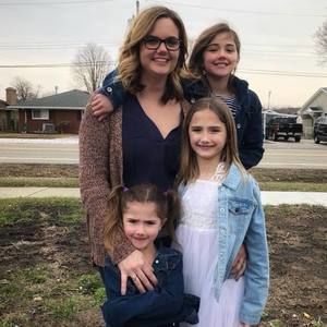 Meet your Posher, Alicia